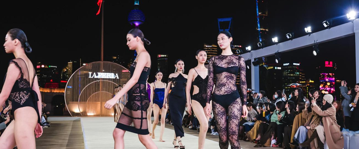 LA PERLA典藏时装秀首次亮相中国，首支品牌纪录片盛大揭幕