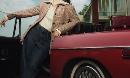 TOMMY HILFIGER 品牌全球代言人 JISOO 演绎2025秋季系列TOMMY赛场俱乐部广告大片